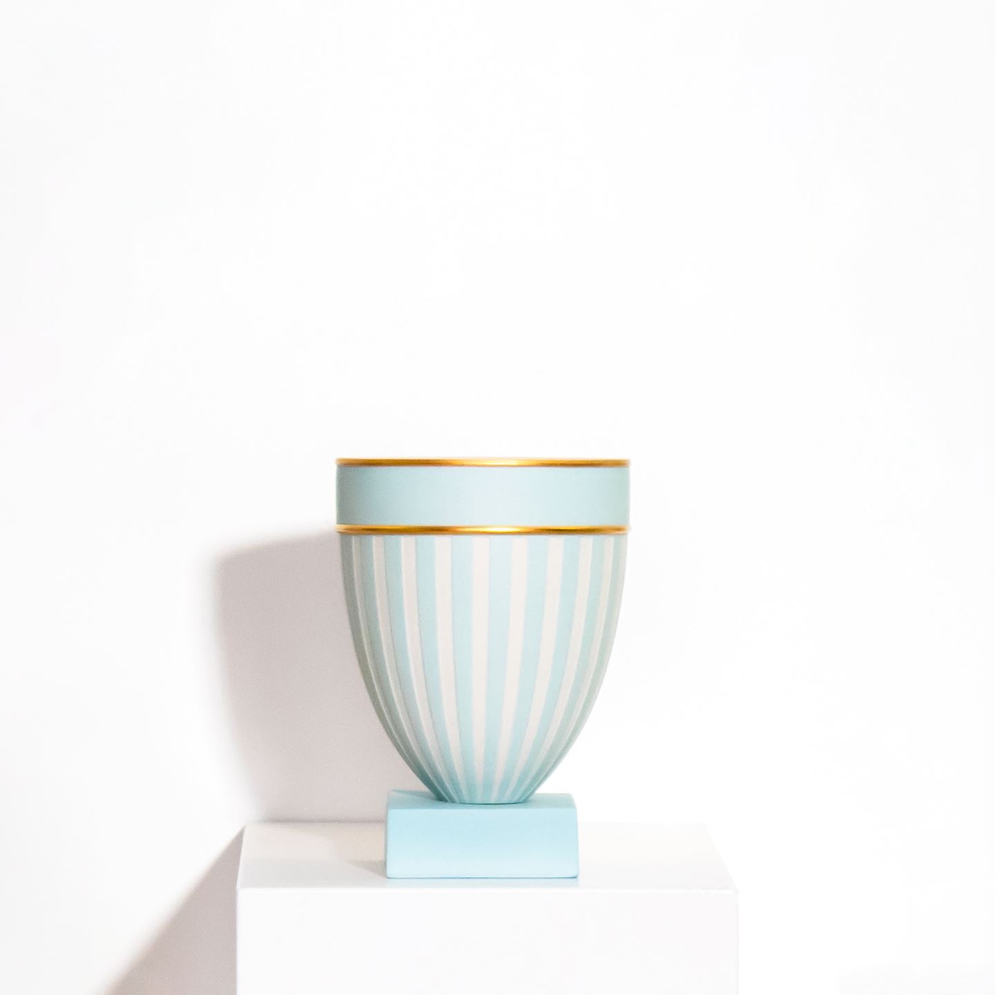 Wedgwood Gold/Turquoise/White Phoenix Fluted Vase