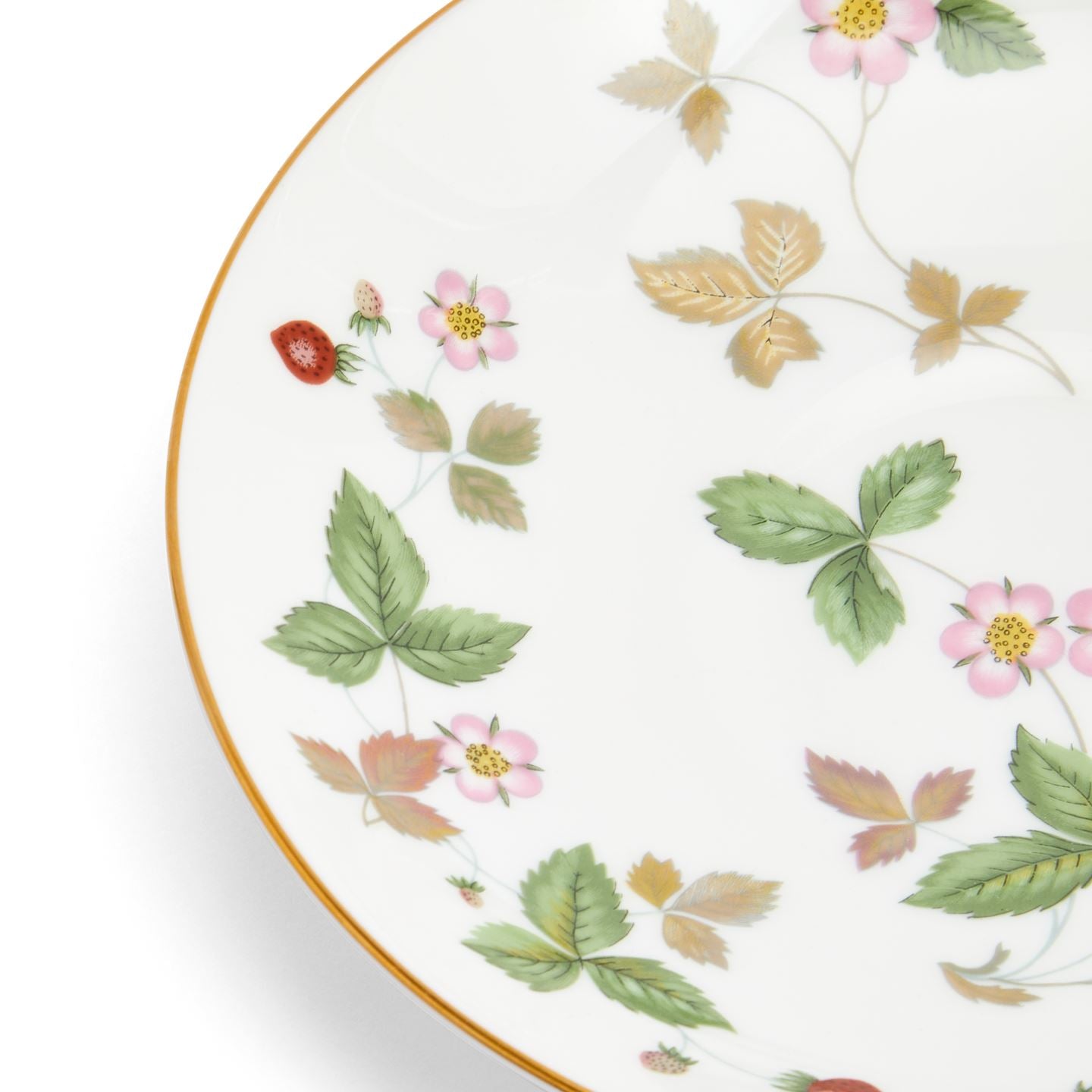 Wild Strawberry Gold Teacup & Saucer Peony | Wedgwood