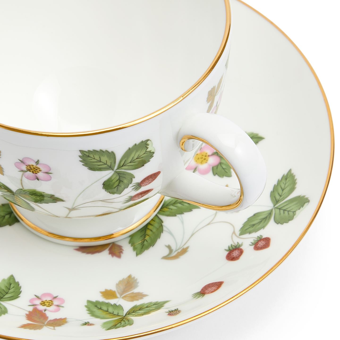 Wild Strawberry Gold Teacup & Saucer Leigh | Wedgwood