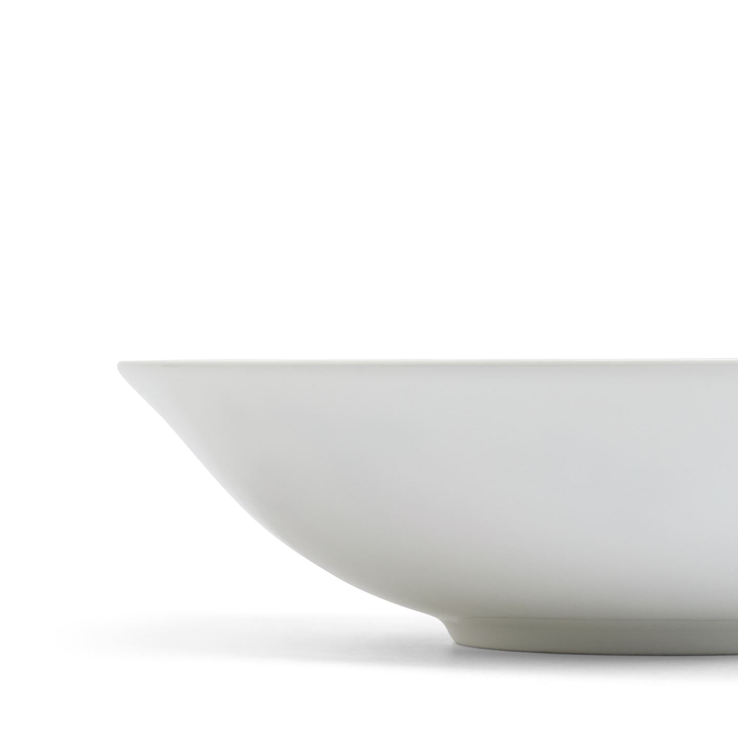 Wedgwood Wild Strawberry Bowl - Thumbnail 3