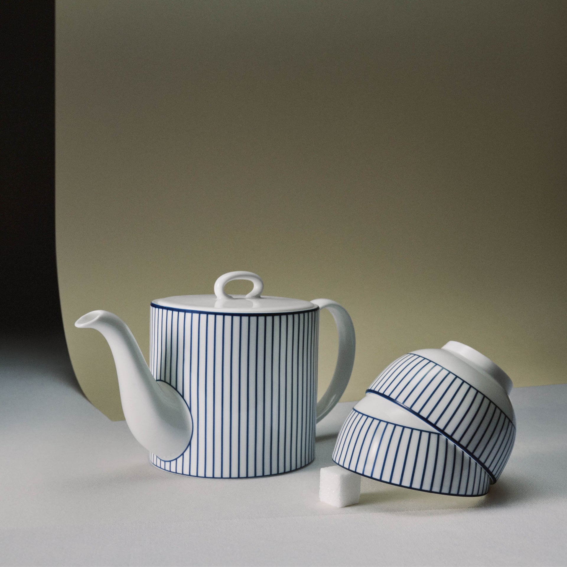 Gio Pinstripe Small Teapot