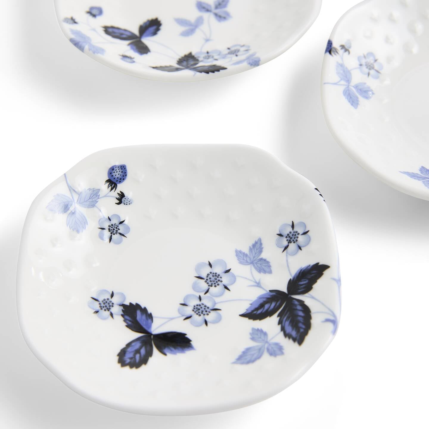Wild Strawberry Inky Blue Soy Dish Set of 5 | Wedgwood