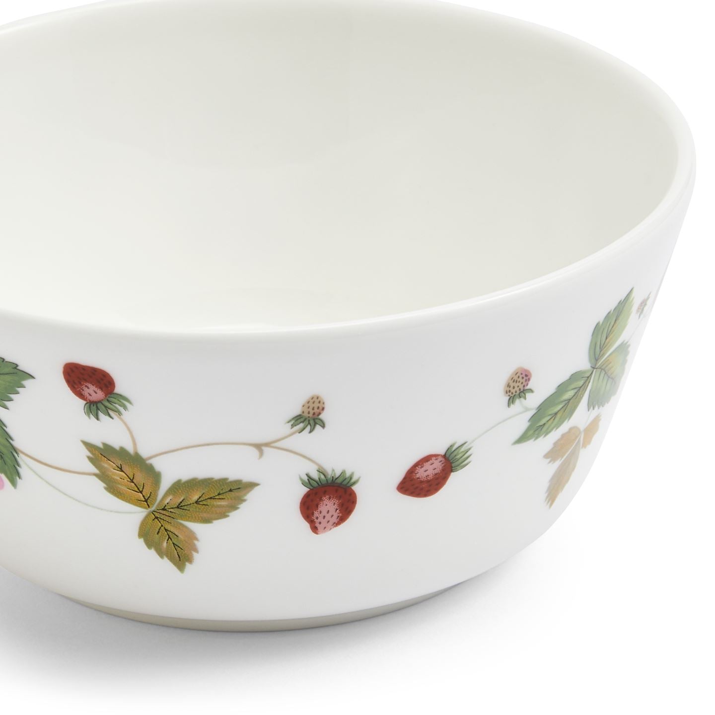Wild Strawberry Classic Bowl Small | Wedgwood