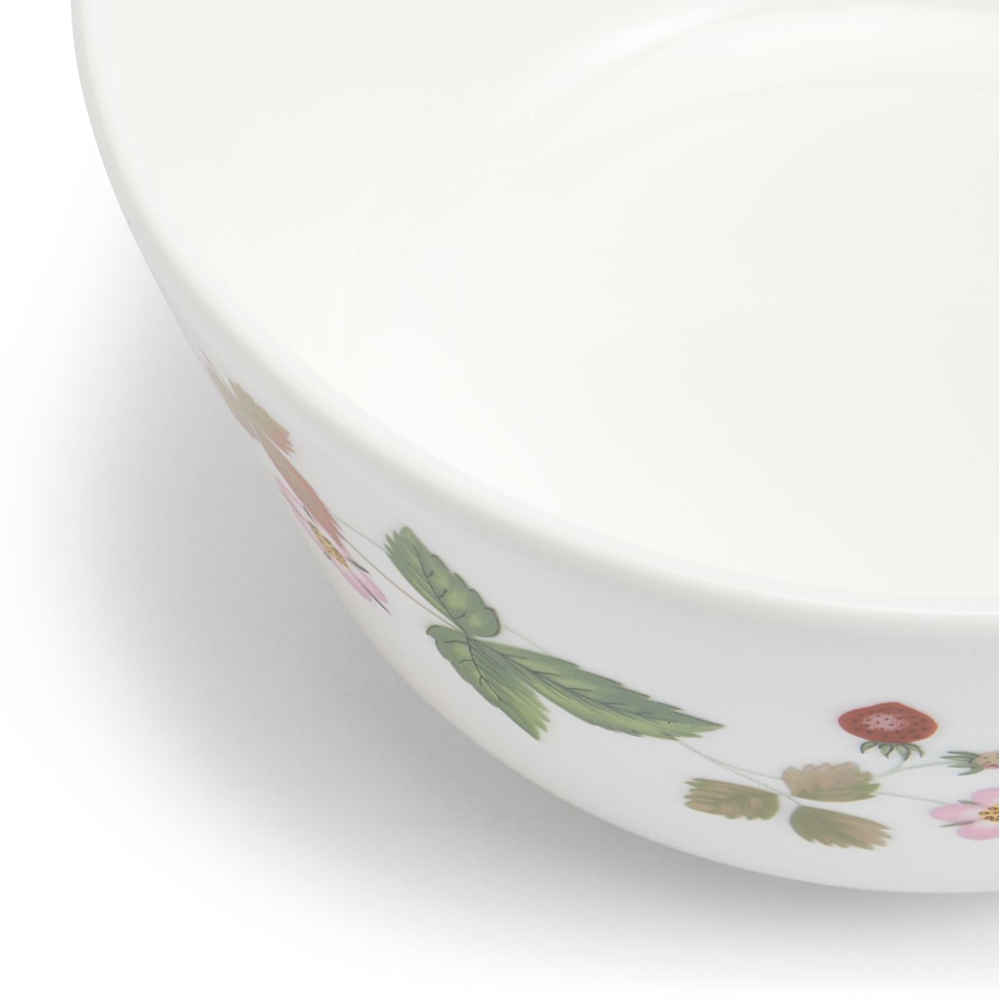  WILD STRAWBERRY BLOOM 皿 Wild Strawberry Classic Bowl Small | Wedgwood