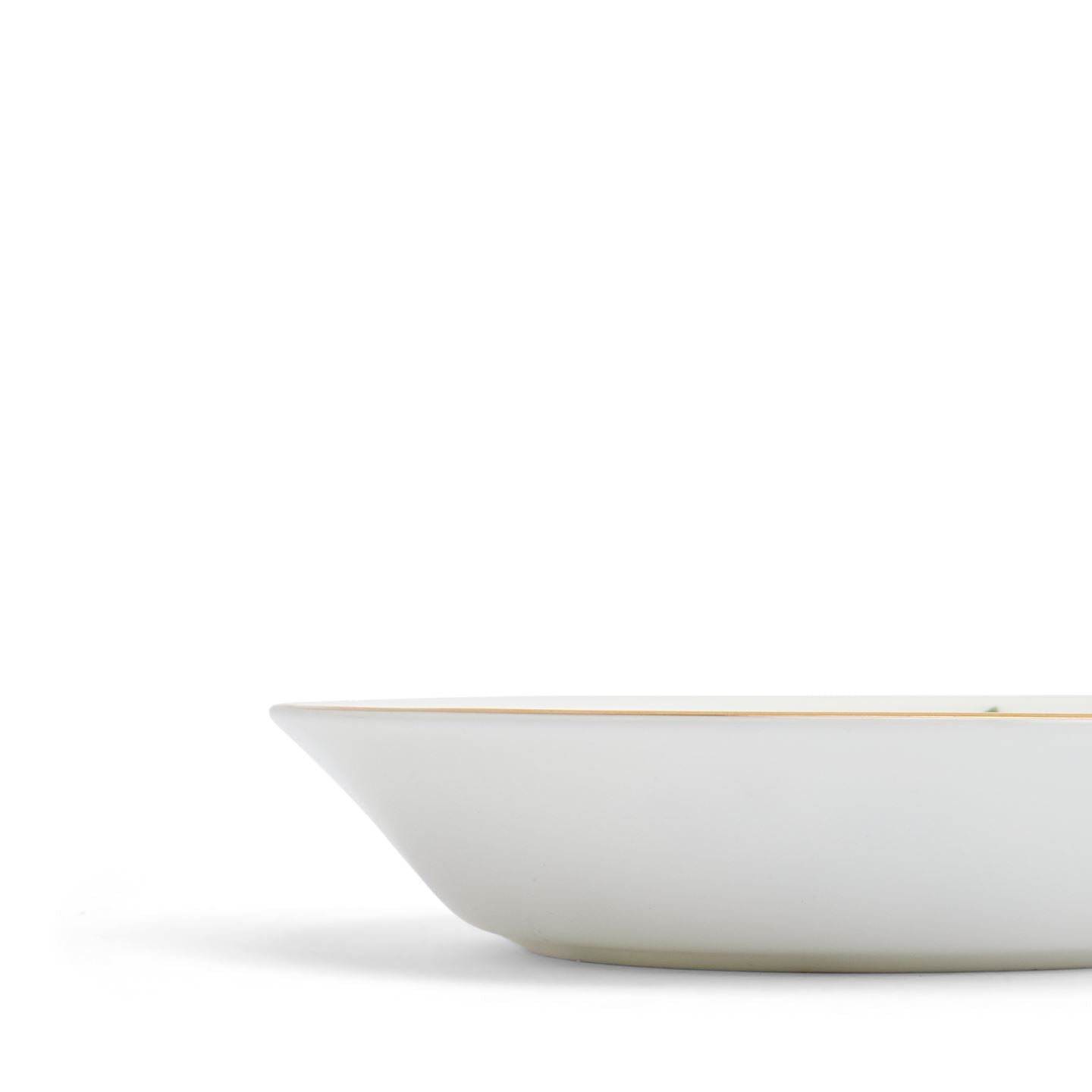 Wild Strawberry Gold Fruit Saucer | Wedgwood