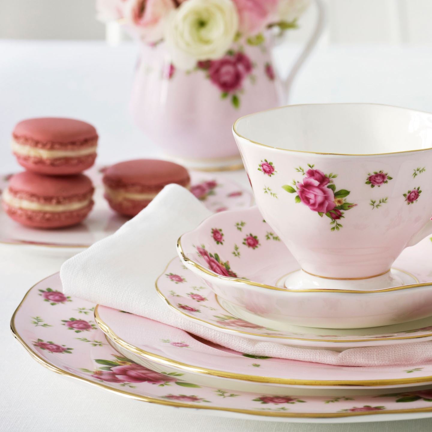 Royal Albert New Country Roses Pink Vintage Plate