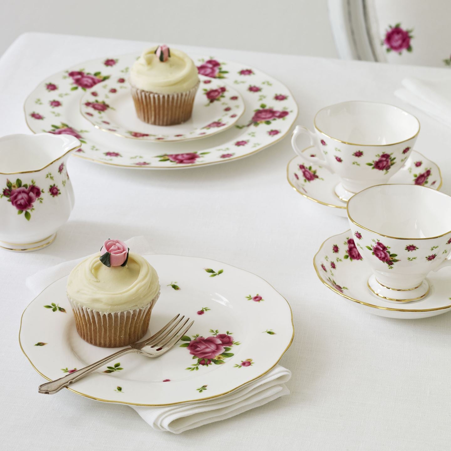 Royal Albert New Country Roses White Vintage Teacup and Saucer