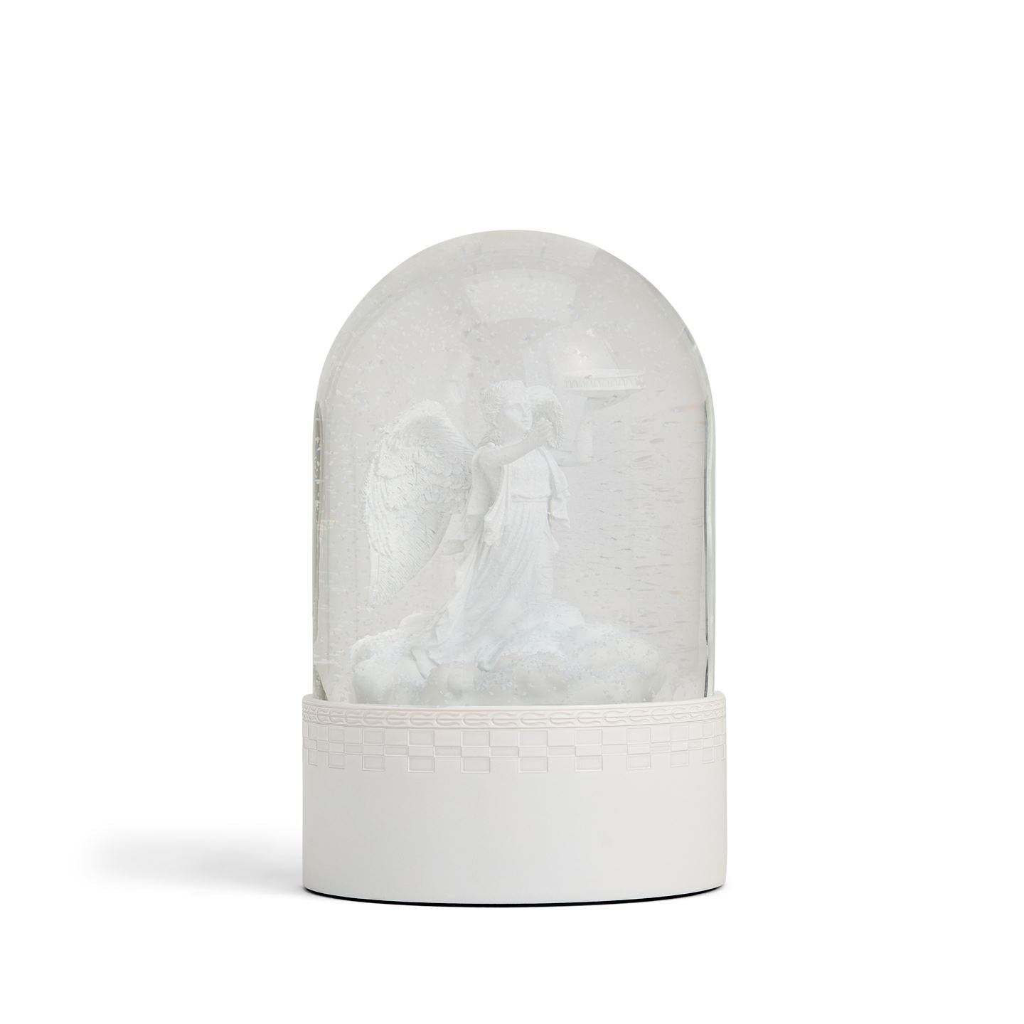 Free Snowglobe on Orders of £300+