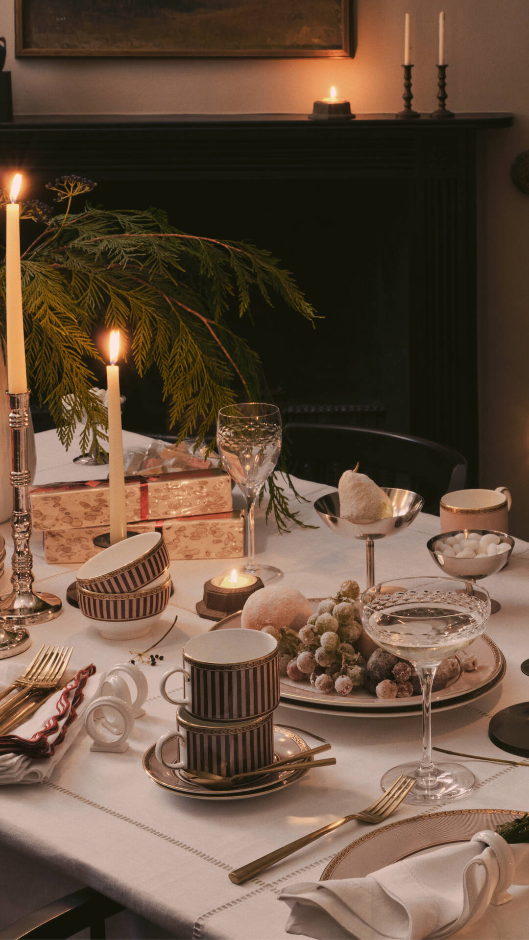 Crafted Christmas Decorations | WEDGWOOD | Wedgwood