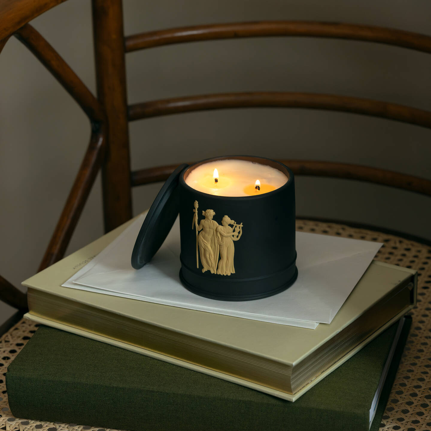 Bacchus Scented Candle Ardent