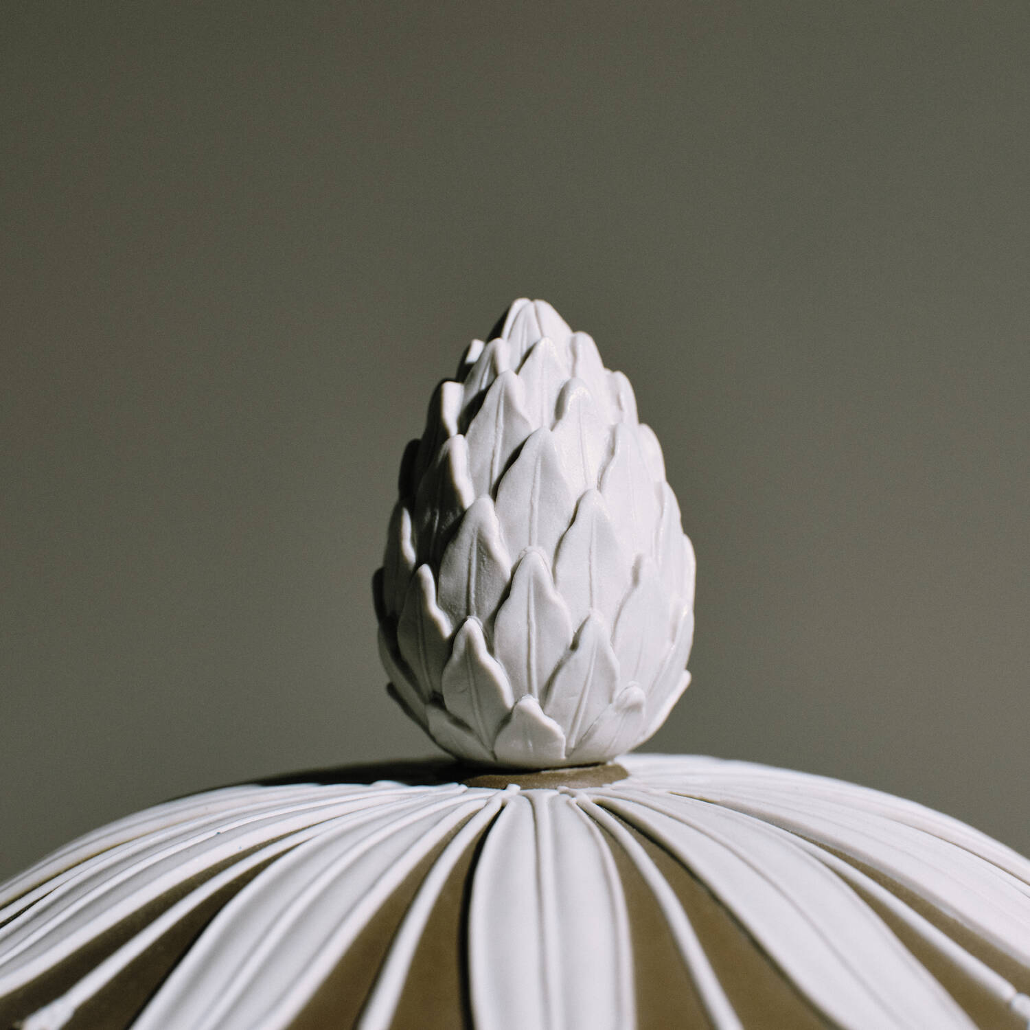 Borghese Vase Marsh Green